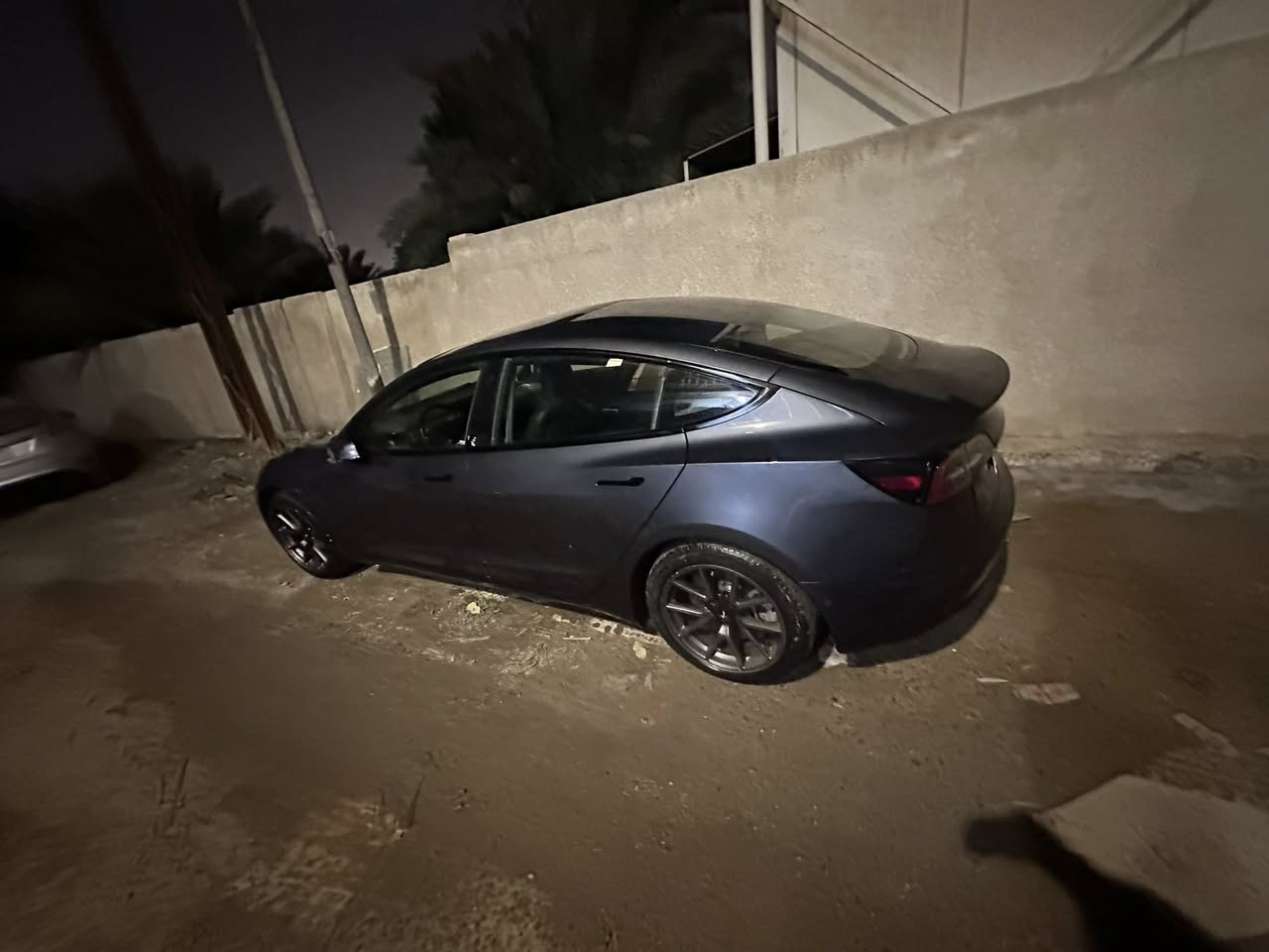 السلام عليكم تسلا 3 موديل ٢٢  
السعر ١٣٥ 

للاستفسار ***********
