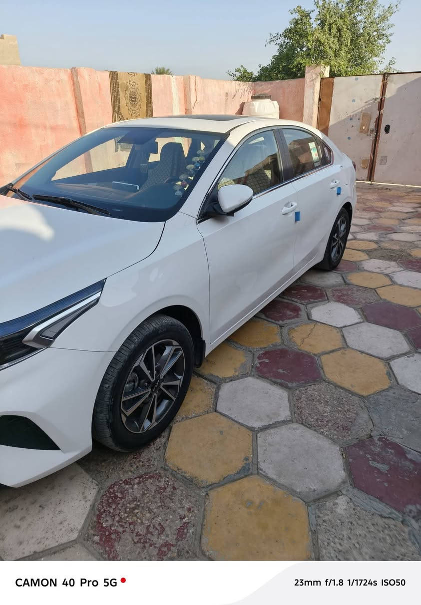 سيراتو موديل 24 ماشية 26 فول مواصفات كفاله عامه رقم بغداد بسمي ***********
