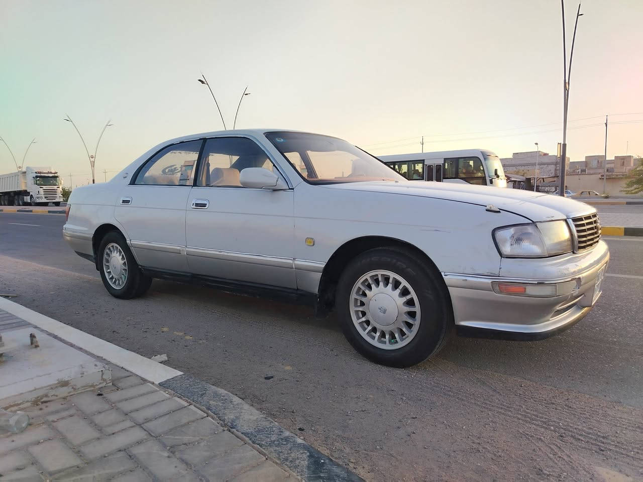 سلام عليكم ورحمة الله وبركاته 
السعر 58وبيه مجال غليل 
بطه موديل 1994من فصل 
رقم بصره14نكليزي 
 مشروع وطني سنوي 31
مكفوله من الكص والنغل 
والضربه والشاصي والعيب شرعي
مكينه وكير 2500مكفوله هيه والكير 
حداده بل كارتون مانغصه شي 
كهربايت من طول لطول جاهزه 
دوخاله بلكارتون دشبول بطاين 
تخم تاير ستوه شاده بكرتونه 
العنوان البصره الستفسار ***********
