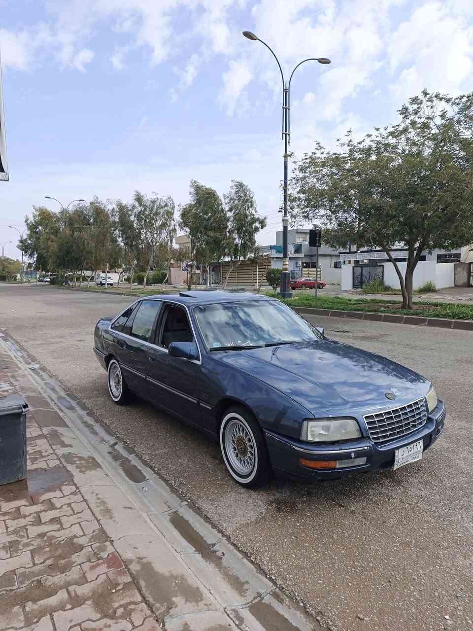 سلام عليكم  للبيع ومراوس موديل1991 محرك 3000مسكر كير محرك حاويه شرط غرفته جديد ابطاين جدد +دشبول كامل جديد + كيج الاكتروني +صدر جديد +كهربائية كله شغال كله عل بلاد رقم كركوك شرط تحويل سعر 40بي مجال رقم هاتف *********** مكاني كركوك
