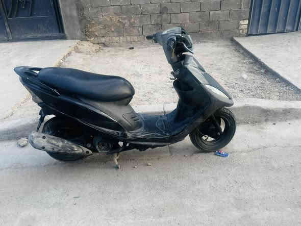 السلام عليكم ماكس عدله للبيع فقط دراجة كامله اي نقص مابيه غير العداد مال بانزين . دراجة ناعمه سعر 800 وبيهة مجال مكاني بغداد ***********
