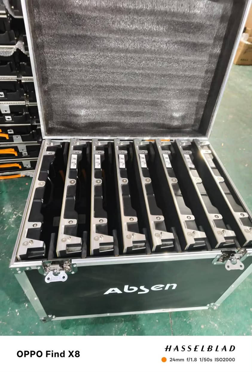 Sell 33 sqm Abison P2. 9, high brush chip, Nova system, arc lock, fineness 90% new,Hello, I am selling second-hand stage equipment, there is a need to contact me Oh.


**إذا كنت صاحب هذا الإعلان وتريد حذفه لأي سبب، رجاءا أرسل رسالة إلى الدعم الفني**