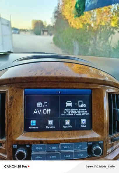 سلام عليكم عندي هاي شاشه دبلو أصل أريد مراوس أو بيع مثل ماموضح بصور مكاني كربلاء طريق كربلاء نجف للستفسار ***********
