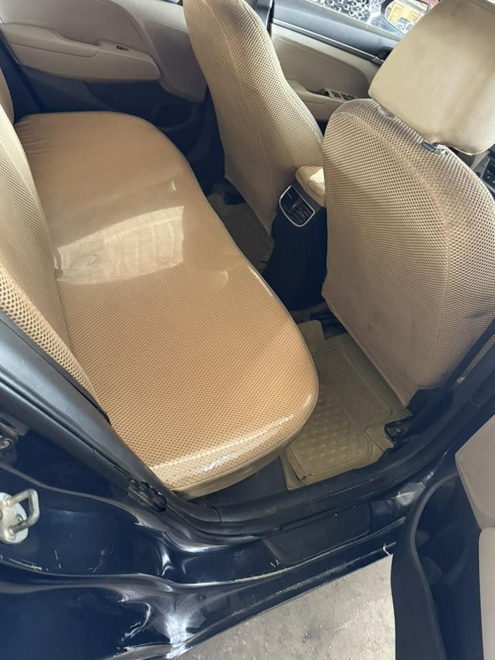 النترا 2017 خليجي مكينه 2000 دوش تبريد قطعتين جاهزه وحلوه مابيه نقص ابد مكفوله من عدا قطعه بيه رش بدون فتح بدون ضرر قوي رقم واسط تحويل ثاني يوم السعر 135 مجال بسيط ***********
