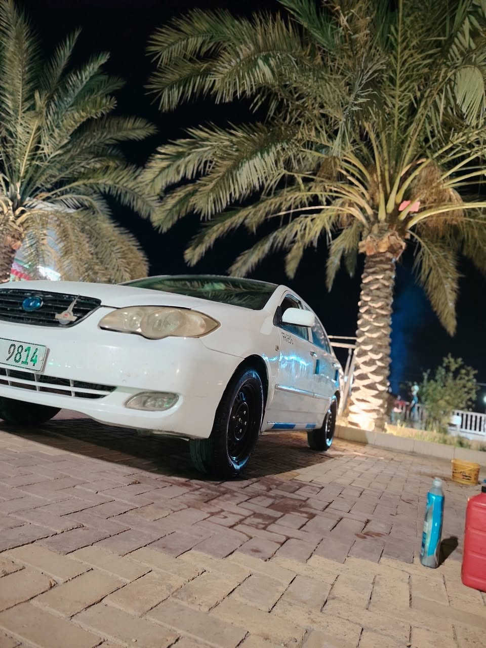 سلام عليكم بيوايدي اف 3 موديل 13 سياره جاهزه من كلشي كير ومكينه وتبريد تخم تاير وتخم ويل جديد باتري جديد شاشه جديده سياره جاهزه كير عادي ترهم مراوس حسب القناعه مكاني بغداد التاجي سبع لبور سعر 60 وبيه مجال الاستفسار *********** وتساب
