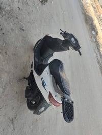 دراجة • فراشه مكاتبه • نضيفه