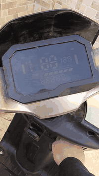 دراجه شحن للبيع
6 بطاريات
ملف2000
مكاني موصل ايسر
السعر 650 بي مجال قليل 
***********
