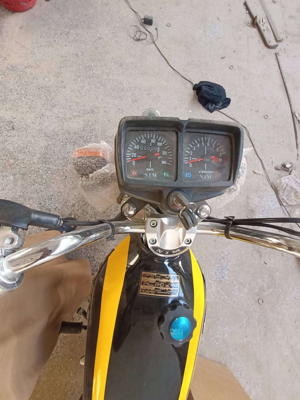 نامه موديل 26 أوراق سكنر جديده ما ماشيه بعده السعر 800 الف
***********
