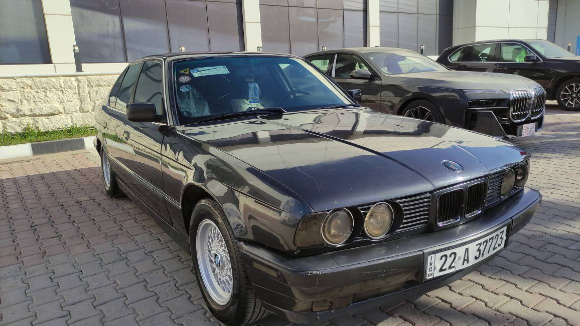 🌹بسم اللە الرحمن الرحیم 🌹
     ماشاءآلله تبارك آلله
بی BMW مۆدیل 92 مەکینە 25 بیلاد 🌹گێڕ عادی . جام کارەبای قفل مەرکەزی abs سوکان پاوەر بەرەدەرگا فۆرمیکا 🌹
  زۆر  زور پاکە ماڵی دۆستە . 🥀  عامی جوانیە بێ لێدان پێش و پشتی کەپس 🥀 ڕەقەمی نوێیە .وەکالەو بەناو کردن بەشەرت .تەقەو  ڕەقەی هەموو گیانی بەشەرتە. 🥀 لەسەر دەقی شەریکە ماوە .
من لەخزمەتم  لە هەولێرم ❤ بغداد, العراق


**إذا كنت صاحب هذا الإعلان وتريد حذفه لأي سبب، رجاءا أرسل رسالة إلى الدعم الفني**