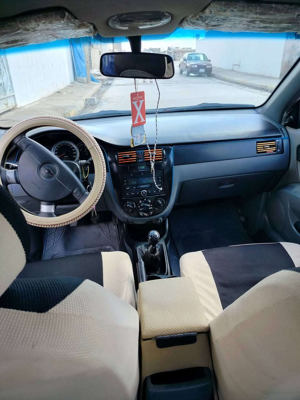 سيارة اوبترا  للبيع
موديل 2009  كير عادي سيارة باسمي شرط التحويل رقم دولي سيارة خير من الله 
مكان كركوك 
رقم الهاتف
***********
