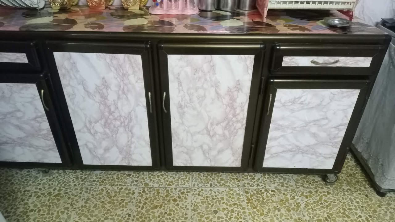 للبيع الاستفسار على رقم 
***********
