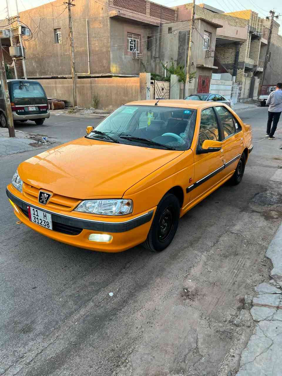 بيجو بارص 2018رقم بغداد
تحويل ثاني يوم هيه مصفره 

لا ضربه ولا صبغ سياره منظومه غاز 

صدر جديد تخم تاير جديد تبريد ثلج 

سنويه جديده ارقام أنكليزي 

سياره تعجب الشراي اومبيهه اي نقص 

مكاني بغداد ***********
