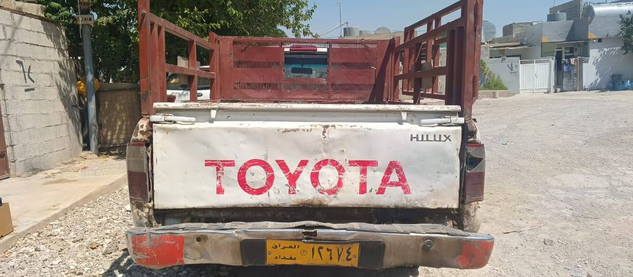 سڵاوو ئەم چارەیان ئەم توێتایەمان بۆتان هێناوە
...مەکینە بیلاد توێتای سپی 
...گێری ئۆتۆماتیکی ئەرنەب لەسوکان هەمووگێرەکان دەگۆرێت
...گێرو مەکینەی بێکێشەیە
...علوچە و هیچی لەگەڵ نیە
...بێ خایسە رێکو پێکە 
...سعریشی 17 مەعامەلەیەکی برایانە 
...شوێن سلێمانی
...واست ئاپ و ڤایبەر 
***********
