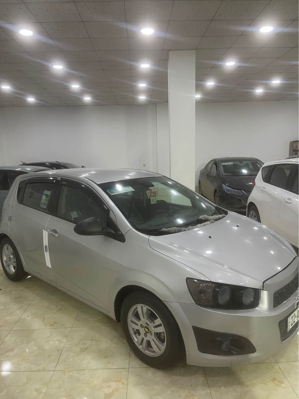 شۆفرلێت سۆنيك 2013
سه ياره كه ٣ پارچه ى بۆياغه به حيزام ده فرۆشم
سه قفى كێشه ى نيه گێڕوو مه كينه به شه رت 
غه رامه بڕانه وه به ناو كردن به شه رت كاره باى ميكانيك  به شه رت مواسه فاتى جوانه فوله به س سلايت نيه 
ته قه و ڕه قه به شه رت ده عامى لۆ ده عامى به شه رت 
سه عرى 53$ وه ره قه و مه عمه له ره قه م ته له فۆن 👇
*********** أربيل, العراق
