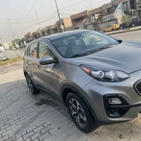 كيا سبورتج امريكي موديل 2022 نضيفه حادثه مواضح بالصور بيه قطع صبغ ابيع...