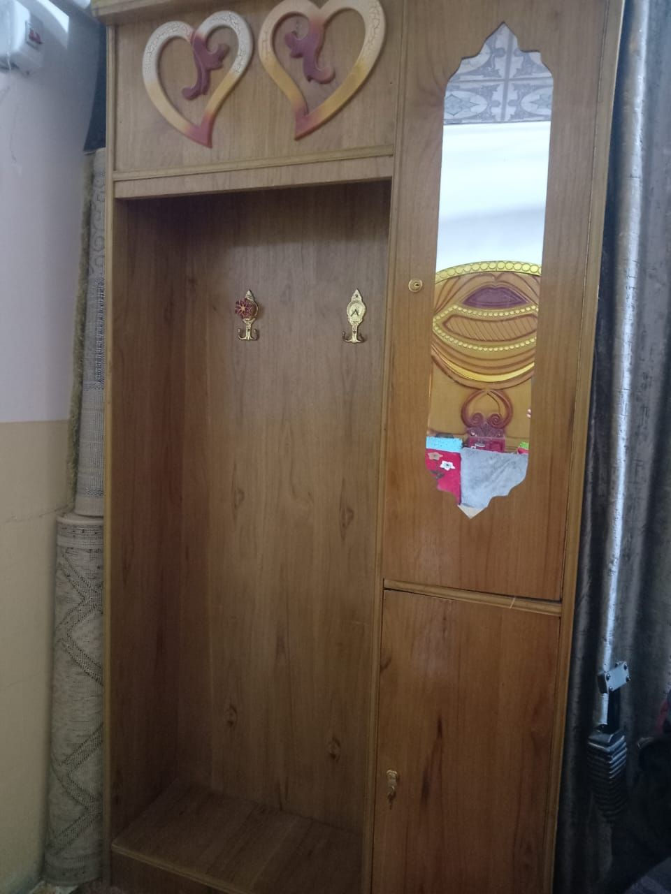 غرفة نوم للبيع السعر 450 مكان نجف شارع معمل سمنت شارع الخباطات ***********
