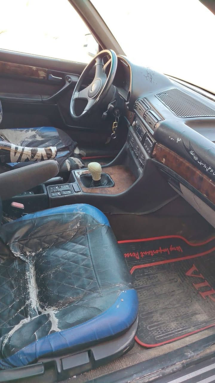 السلام عليكم بي ام دبليو 735 گير عادي گير محرك كفاله الگشر اگبال العين حداديه حلوه تخم تاير گبل شهر شديته الاصلي كهربائيات كلهه عالبلاد رقم ديالى تحويل مباشر صاحبهه بغداد يعني تحول هنا بغداد السعر بيع سريع 18 ورقه ***********
