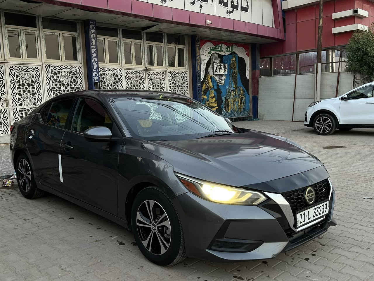 السلام عليكم
نيسان سنترا موديل 2021 

ملاحظةالسيارة : بونيد تبديل  جملغ تعديل بارد بدون دواخل بدون ارباك

المواصفات SV

 بصمة ابواب 

رادار امامي (تحديد مسار)

رادار جانبي (نقاط عمياء)

رادار خلفي(التحذير من الاصطدام

حساسات امامي

 حساسات خلفي 

نظام(Eco)

نظام(Normal)

نظام(sport)

تحكمات  استيرن 

رقم سليمانية 

تفاصيل اكثر الاتصال علي الرقم 
***********
