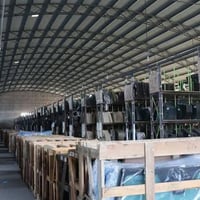 يتوفر زجاج السيارت الحديث والقديم -بأسعار جيده تبديل الزجاج الامامي ال...