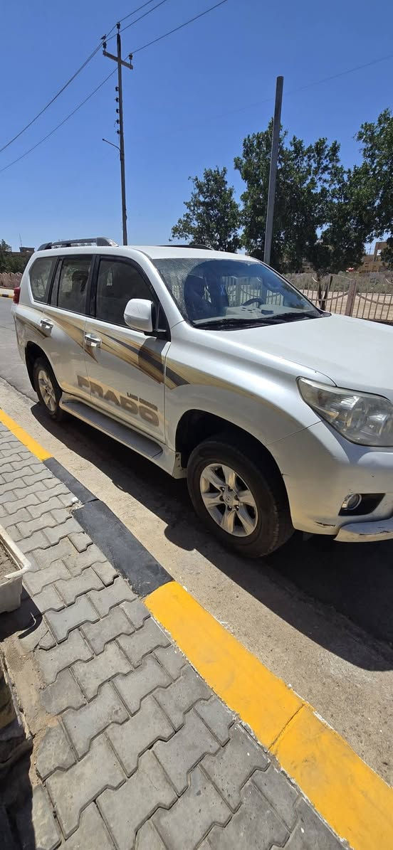 السلام عليكم برادو ٢٠١٠ رقم بصره بسمي مشروع وطني محرك اربعه سبيردفن بيه فقط بارد كما موضح بالسونار ماشية٣٣٣ الف سعر ١٧٨ رقم *********** سياره موجوده في واسط دهل اوران, واسط
