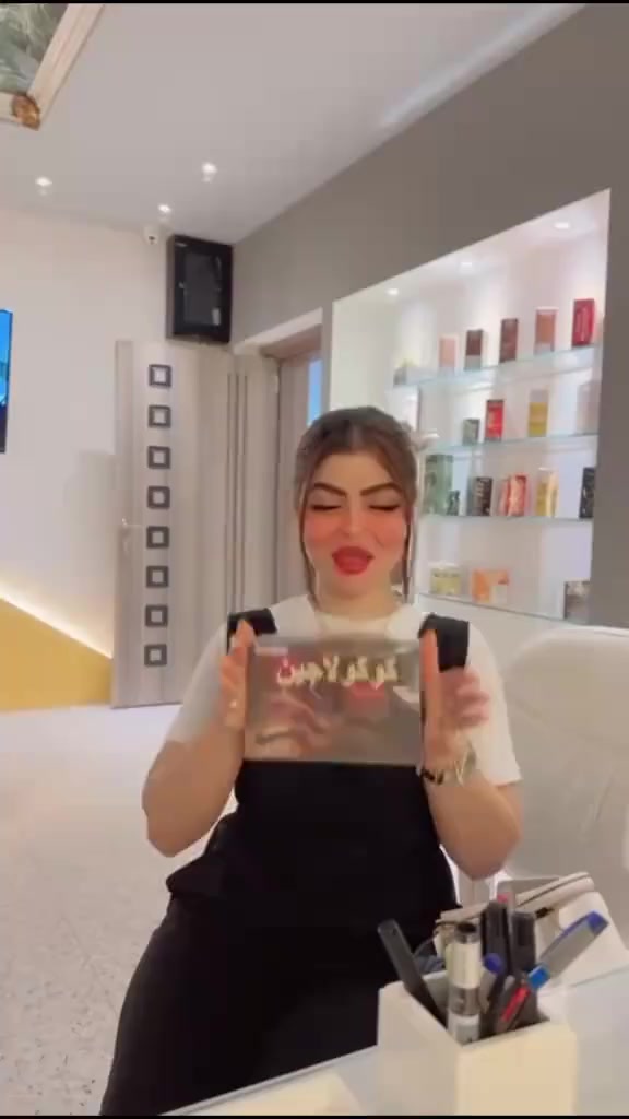 سر الجمال الطبيعي بدأ يُكشف! 🌸هل سمعتي عن الكولاجين البحري الطبيعي؟ 💧منتج ثوري مستخلص من أعماق البحار ليمنحك بشرة أكثر شبابًا، شعر أقوى، وأظافر صحية 💅✨ فوائد الكولاجين البحري: ✅ يقلل التجاعيد ويشد البشرة✅ يزيد من نضارة الوجه ويوحد اللون✅ يقوّي المفاصل والعظام✅ يعزز نمو الشعر ويمنع تساقطه🍃 طبيعي 100% وخالٍ من أي إضافات ضارة💖 مناسب لكل الأعمار والأنواع📦 متوفر الآن بنكهة لذيذة وسهل الاستخدام!👇 جربِيه اليوم وابدئي رحلة الجمال من الداخل! 👇📩 راسلينا للطلب أو للاستفسار📞 خدمة العملاء متوفرة على مدار الساعة#كولاجين_بحري #نضارة_طبيعية #جمالك_من_الداخل #بشرة_صافية #منتج_طبيعي #كولاجين_بحري  #كولاجين_طبيعي  #كولاجين_من_الطبيعة  #كولاجين_للبشرة  #نضارة_البشرة  #بشرة_صحية  #جمال_طبيعي  #مكملات_طبيعية  #صحة_المرأة  #مكملات_بحرية  #جمال_من_الداخل  #بشرة_نضرة  #منتجات_طبيعية  #كولاجين_بدون_مواد_كيميائية


**إذا كنت صاحب هذا الإعلان وتريد حذفه لأي سبب، رجاءا أرسل رسالة إلى الدعم الفني**