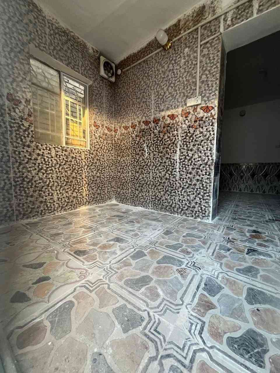 دار  للبيع 50 متر طابو صرف

حي ميسان قطاع 22 قرب شارع عودة

يحتوي على
غرفة وصالة ومطبخ وصحيات ومكشوفة

السعر 58 مع المجال......D

للأستفسار *********** واتساب أيضاً موجود

