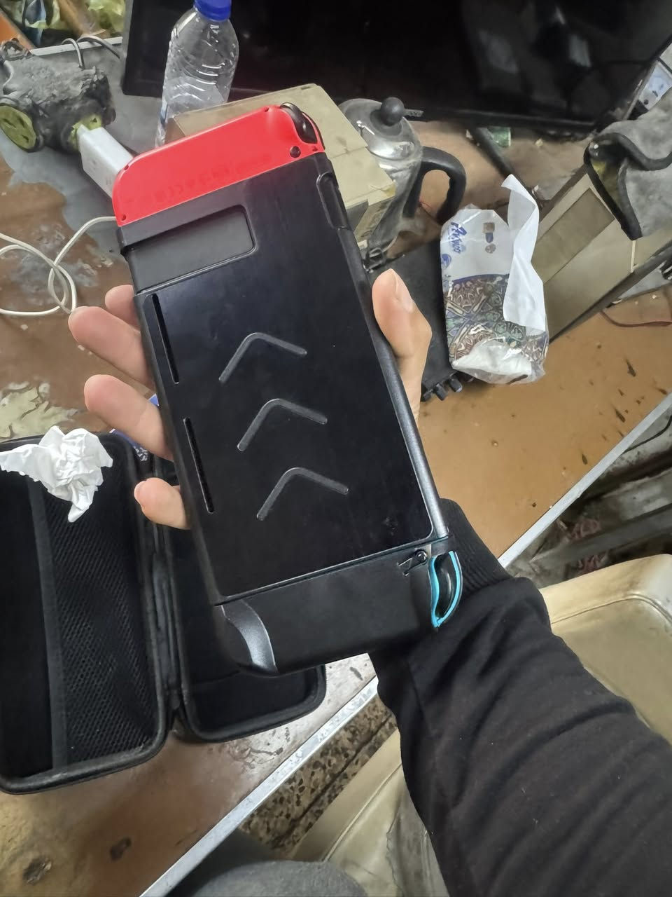 نينتندو سويتش عادي مهكر نضامين نضيف كلش وكامل جنطة وكفر وشاحنة ورام ١٢٨ وبي متجر تنزل اي لعبه ببالك وشحنة فوول للبيع سعرة ٢٥٠ الف او مراوس بغداد الجهاد ماكو توصيل ***********
