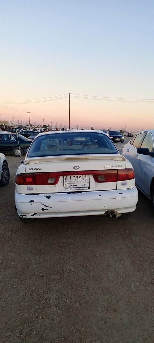 سوناتا للبيع كير عادي فول تبريد تدفئة محرك 2000 مفتوح نشاط وشلعه فول كهربائيات سنتر لوك كله جاهزه  مكانه الرمادي السعر ٤٥ بيه مجال ***********
