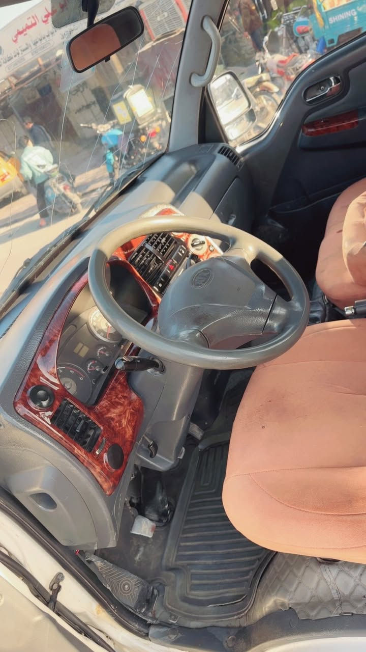 السلام عليكم كيا بنكو 2008 مكينة ٣٠٠٠ مفتوح سيارة جاهزة 
حدادية جديدة تخم تاير خلفي جديد باتري جديد سيارة مكفولة من الضربة رقم بابل سعرها 85 وبيها مجال 
للاستفسار اتصال ***********
