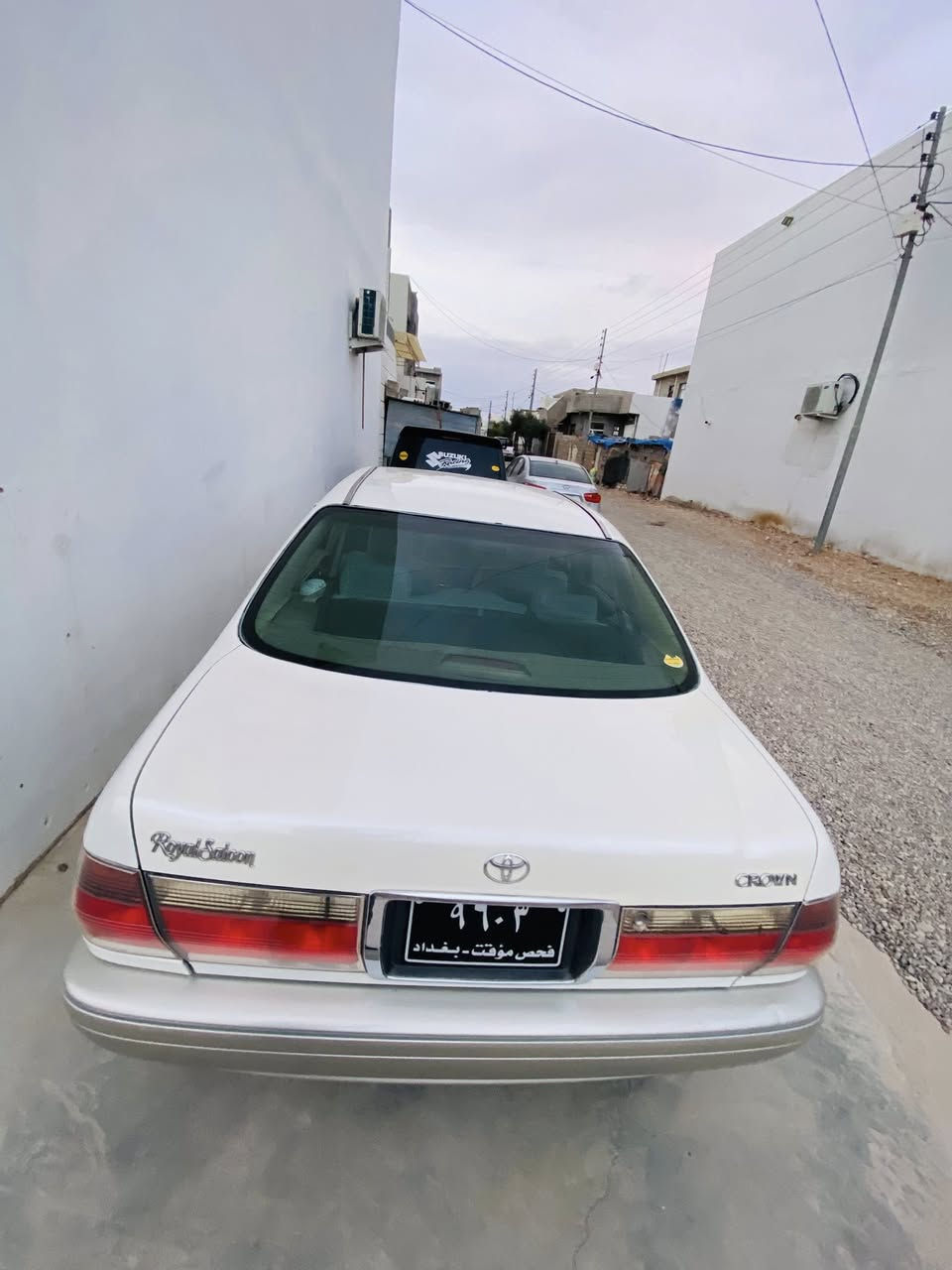 مەلیکەی مووس
مەکینەVVT_Iفیفیتی 
داشپول نەجەفی رەقەم یەک 
دوو دوگمەی 
چوار کوشن کارەبا
بی چال شوختە لەرووبەروو زۆر لە رەسمەکان جوانترە
شوین کەلار
٥٢گلا مەجالیکی برایانە

***********
