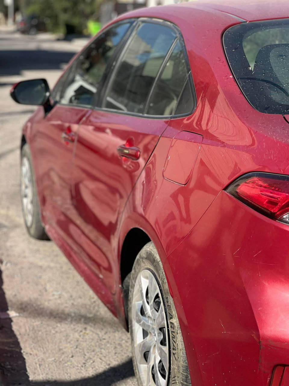 السلام عليكم 
كورلاا 2021 LE 
وارد امريكي صوره الحادث بل منشور 
السياره ماشيه 80 الف كيلو 
رقم اربيل تحويل ثاني يوم
تخم تاير جديد
حداديه جديده 
السياره مناقصهه شي 
السعر 127
مكان السياره بغداد حي الجهاد
اللاستفسار *********** 
￼ بغداد, العراق
