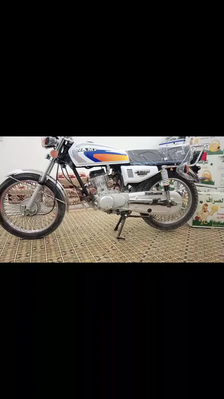 سلام عليكم آخوان متاح دراجه نضيفه كامله من كلشي تجي تأخذه الأكبر مصلح بسماوه تفصحه إذا بيه شي اخسرلك اي شي رقم صاحب الدراجه ***********

