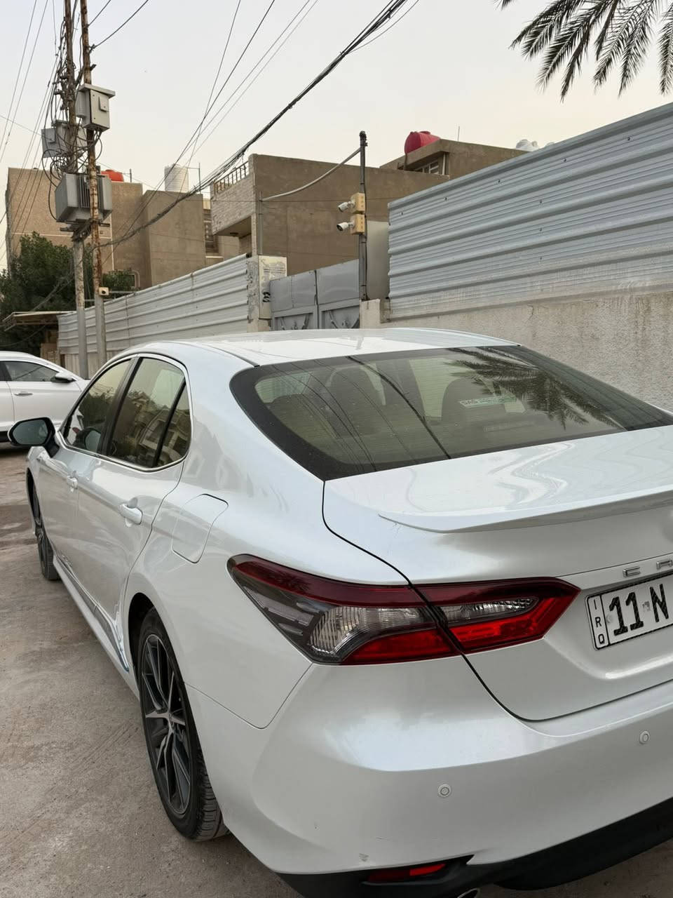 سلام عليكم 
تويوتا كامري 2024 وكالة عبد اللطيف جميل 
بصمة
فتحة 
لد امامي 
لد خلفي
اشاير بلمري
تبريد بيانو
ويل 18 
شاحن وايرلس 
بردة خلفية
سايد بريك دكمة
مود درايف 3 وضعيات
شاشه ابل كار بلي 
مكينة 4 سلندر 2500
تحكم ستيرن جهتين
تبريد قطعتين
حساس امامي
حساس خلفي
كرسي كهرباء 
علامه زركة
جام اوتو 
مانع انزلاق
مثبت سرعه
السيارة فول مواصفات 1/1 وبعد بيهة هواي مواصفات رقم بغداد وباسمي وماشية 40 الف من الزيرو على ايدي مكفولة من الصبغ والتبديل والشخوط والرصعات مكاني بغداد رقمي 
***********
