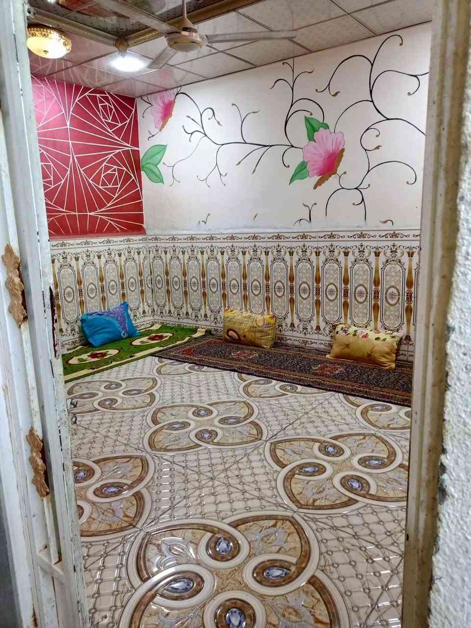 بيت للبيع زراعي 
_____________
مساحه ١٠٠متر عگاده مقابل الشراگيه الثالثه 
_______________________
السعر ٢٥مليون وقابل للتفاوض 
_________________
***********/***********
مكتب الوطن للعقارات الاسكان مجاور صيدليه الجوادين
