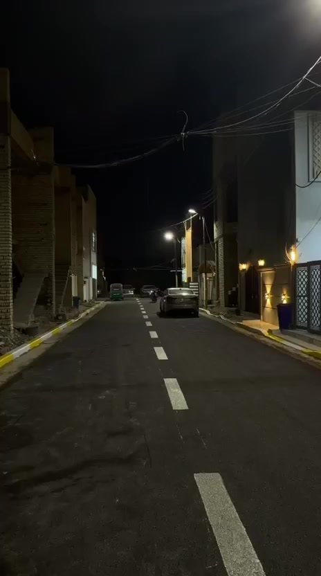 قطعة أرض للبيع مساحة ١٠٠ متر واجهة ٦ متر منطقة زراعي البياع قرب من جامعة الفراهيدي القطعة بيها اساس رفت منطقة كاملة وهاي صورة المنطقة السعر ٦٠ مليون جوة السوك للاتصال ***********
