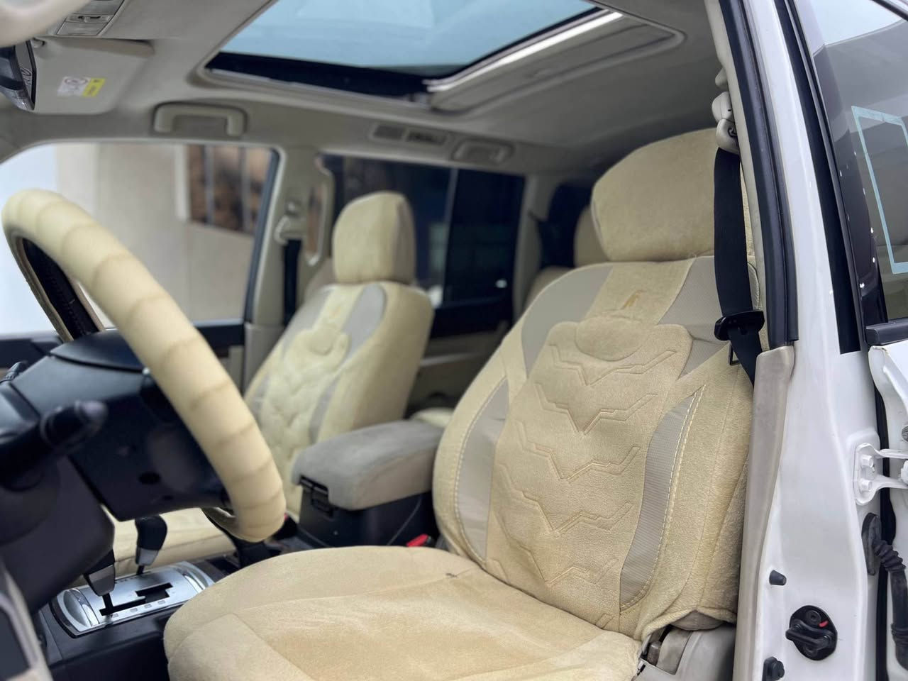 مكفولة كفالة عامة ماشاءالله كلش نظيفة😍🔥
Mitsubishi Pajero 2013
ميتسوبيشي باجيرو ٢٠١٣
فول مواصفات دفع رباعي 4x4 

مكينة ٦سلندر حجم ٣.٥لتر تنفس طبيعي
ماشية 155,000 كيلومتر فقط و بحالة ممتازة 

بدون دعم و بدون صبغ
السيارة كلش حلوة و نظيفة 

رقم دهوك الدولي سنويه ب اسمنا
مكفوله من كير و محرك و كهربائيات

و ب سعر(144$) ورقة و بيها مجال

مكان السيارة

دهوك -معرض ارشف R-Shev
رقم51 من معارض التيرمينال 

***********
*********** دهوك, العراق
