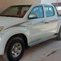 سيارة فورويل كاز للبيع  موديل 2015 للتواصل 07724298153