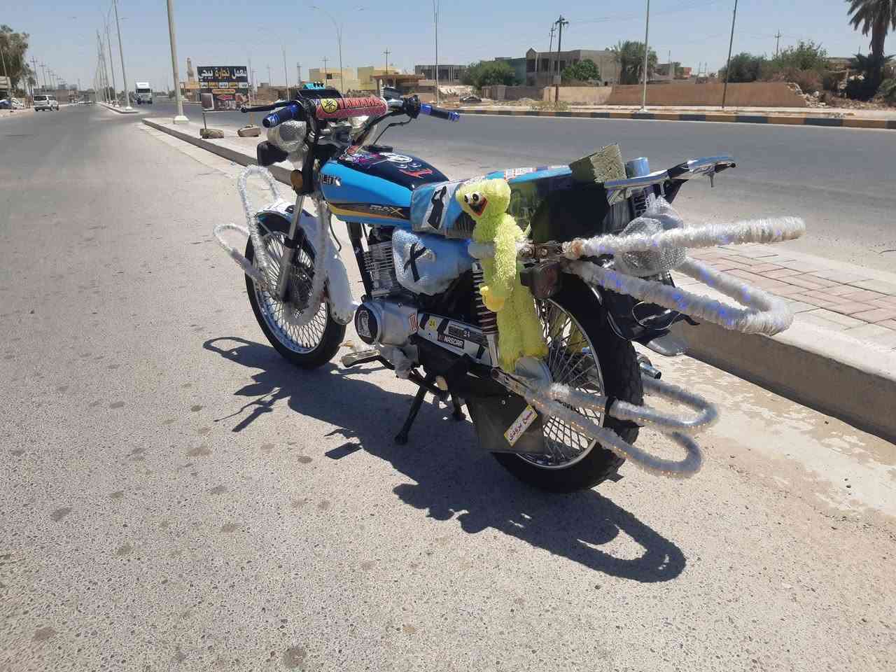 موطور 💯✅تايكرسولنك 23
2.محرك مفتوح والفات بس........ 💯
3.كهربائيات كلها شغاله..... 💯
4.نشاط فول ☠️.......... 
5.ومعدل نار 🔥........... ✈️
6...........كامل فول 💯
7.تايرات شركه......... 💯
8.شغاله كامل........... 💯
9... اشاير شغاله 💯
15.جنبز فول ماتحط ربع عليه...... ✅
16.دراجةنضيف  مال جنايه.... 
السعر 500وبي مجال..... بيع مستعجل.... ♻️
المكان بيجي...... الاتصال📳 ***********
