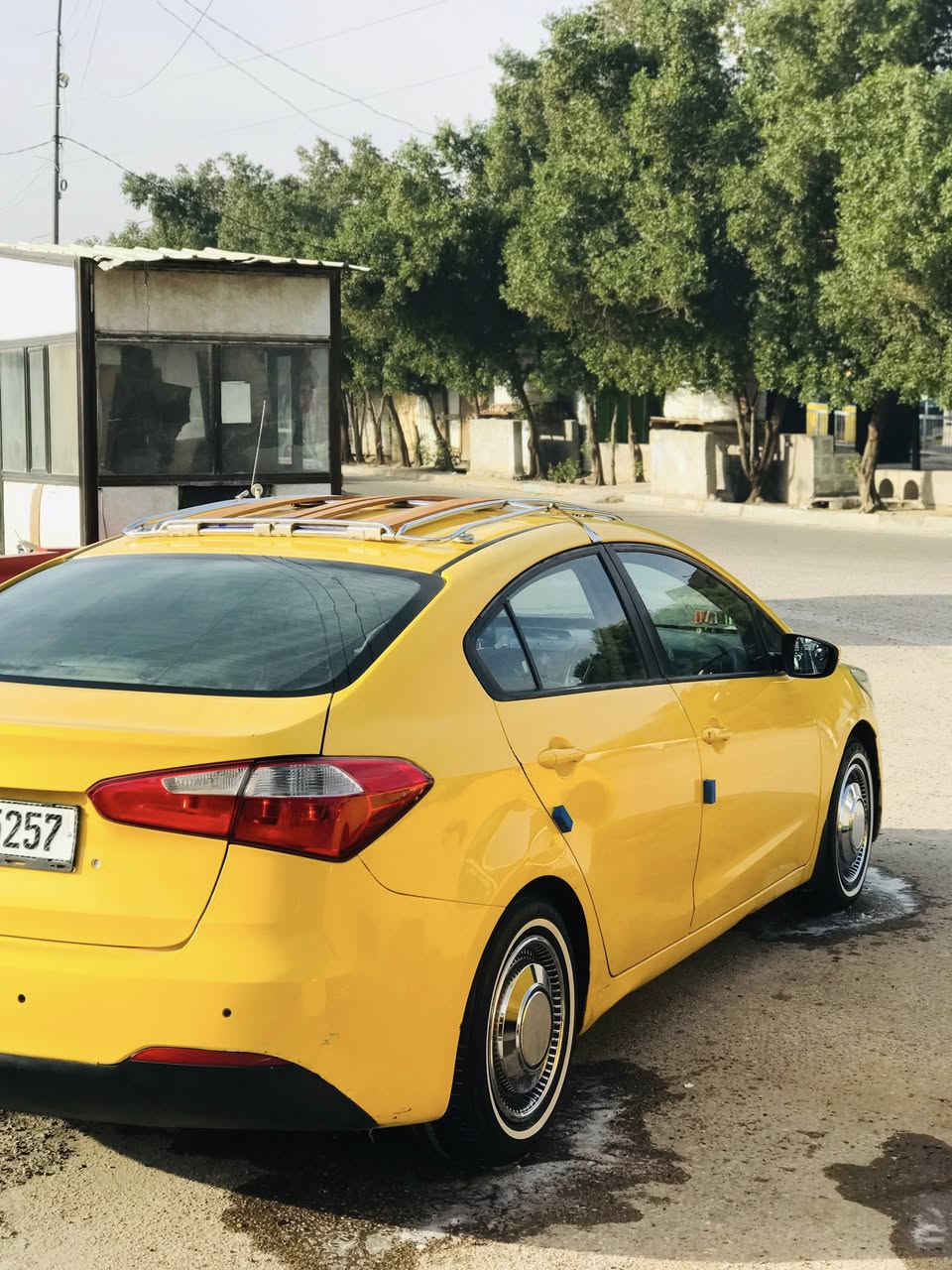 السلام عليكم للبيع كيا سيراتو موديل ٢٠١٤ رقم بغداد بسمي جاهزه من كلشي بيها تبديل قبق صندوق بدون عابر تخم تاير صارله شهر شاشه تبريد مكينه ممفتوحه سياره احلا من الصوره سعرها ب ١١٢ وبيها مجال بسيط مكاني السماوه الرميثه ***********
