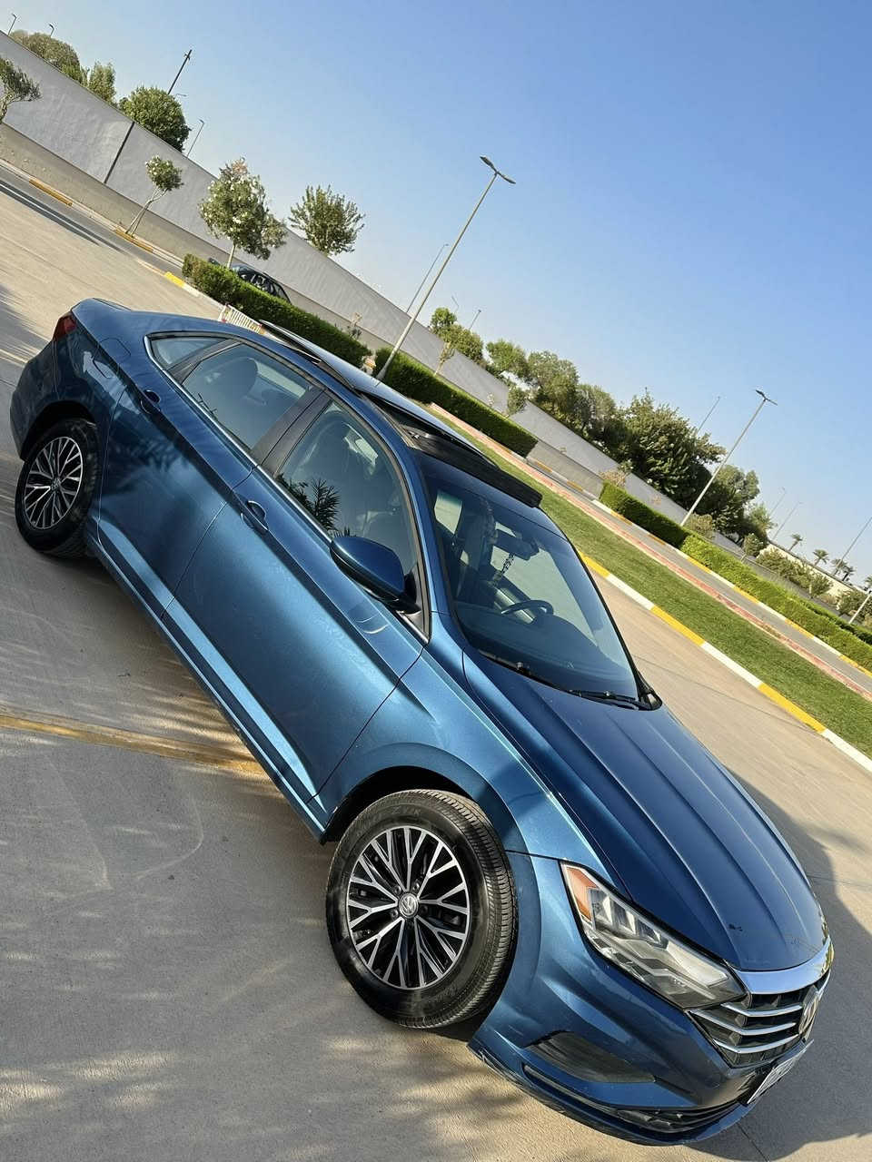 Jetta 2019 SE

بدون صبغ بدون حادث 
شرط ايرباك و محرك گير و كلشي 
السعر153 
***********
 استفسار 
Wats app

جيتا ٢٠١٩ se
￼بي بؤياخ و بي ايرباك 
هةمو شتيك بةشةرت 
نرخ ١٥٣
