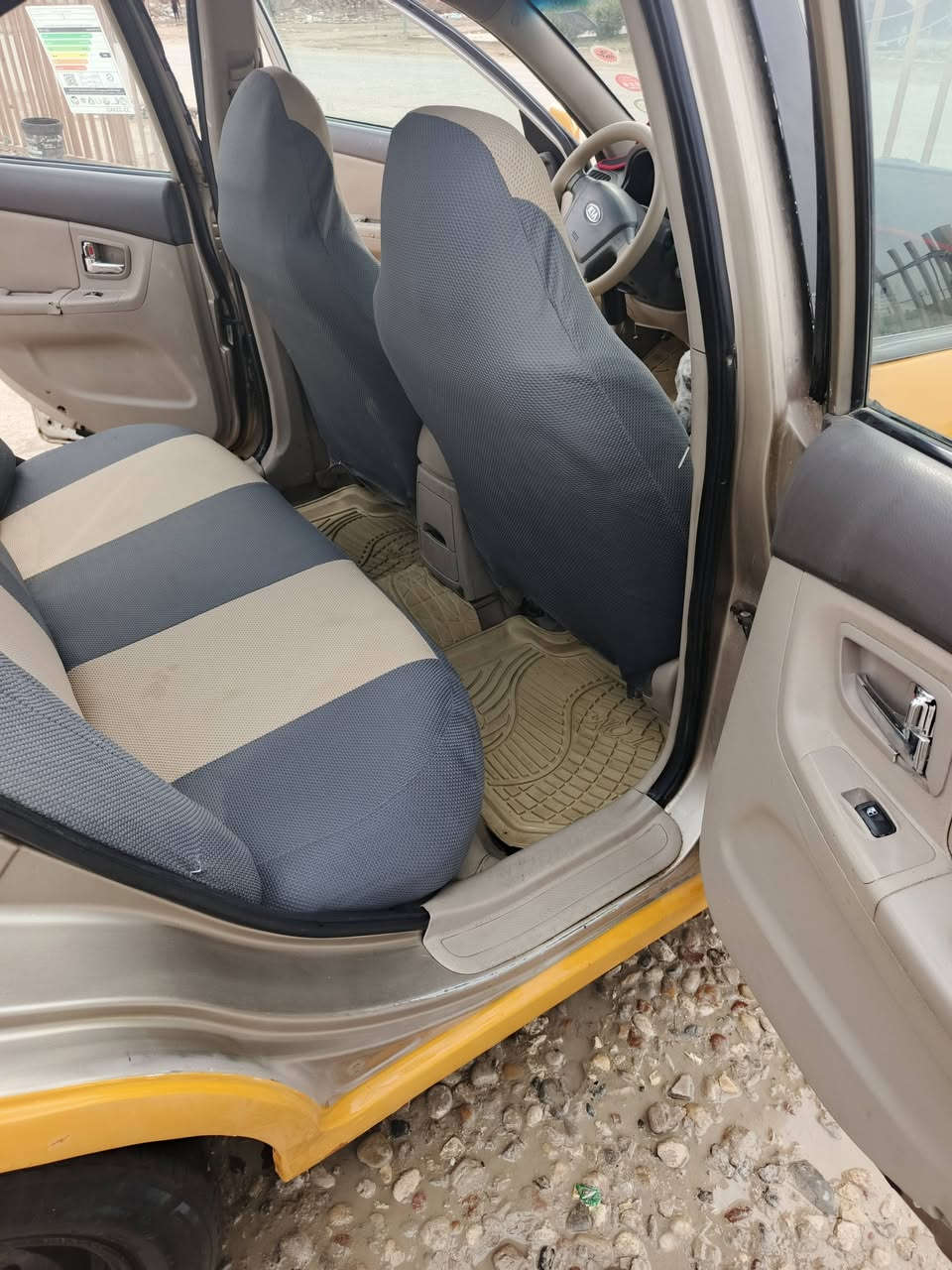 سلام عليكم كيا اسبكترا 2008 امريكي ضربه فقط باب السائق والباب خلف سائق سياره بيه سونار كير مكينة جديده رقم كربلاء سنويه لل2031 انكليزي السعر 83 وبيه مجال بسيط المكان بابل. ناحية الشوملي  للاستفسار ***********
