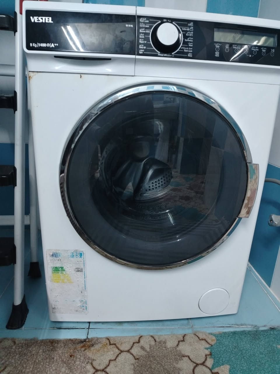 السلام عليكم
أخوان عندي غسالة ملابس نوع فستل اول باب شغالة مابيها عيب
للبيع
فقط بيها زنجار قليل كما موضح بالصورة
سعرها ١٣٠ ألف
الشراي يتصل على الرقم ***********
