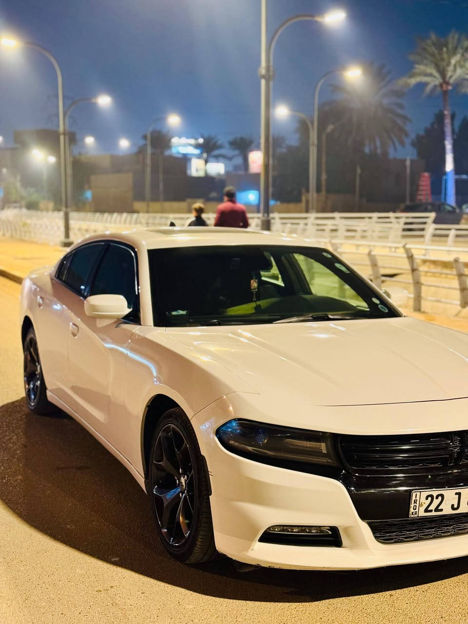 السلام عليكم جارجر لبيع موديل 2017 رالي فول مواصفات ماشيه 115ميل وارد كندي بدون حادث كلين 
مواصفات السياره فتحه بصمه تشغيل عن بعد شفتات ستيرن كشنات كهربائي كشنات حضن حساسات كشنات تدفئة كامره دواره حساسات بل المري سماعه بل الصندوق وبعد هواي بيه مواصفات 
السياره مكفولة كفاله من مكينه وكير على وضع الشركه 
السياره قبل أسبوع مسويله ادامه عامه 
وسونار موجود إذا تريد 
مكان السياره بابل الدبله
سعر السياره 233 وبيه مجال 
***********
