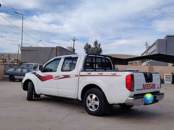 سلام عليكم من رخصه الادمن 
نافارا 2013 رقم أربيل فول بس كير عادي
مكفوله كفاله عامه من الضربه ولحادث
بيها صبغ بس يم الدعاميه الخلفيه علا كد شبر
سنويا ٢٠٢٣ منتهيا
محرك كير تبريد شرط
اربع تايرات جدد
للاستفسار ***********
بيها ملاحظات صغيره كم رصعه بس صغيره
الباقي علا وضع الشركه شرط 
سعر 110 وبيها مجال قليل
مراوس حسب القناعه
