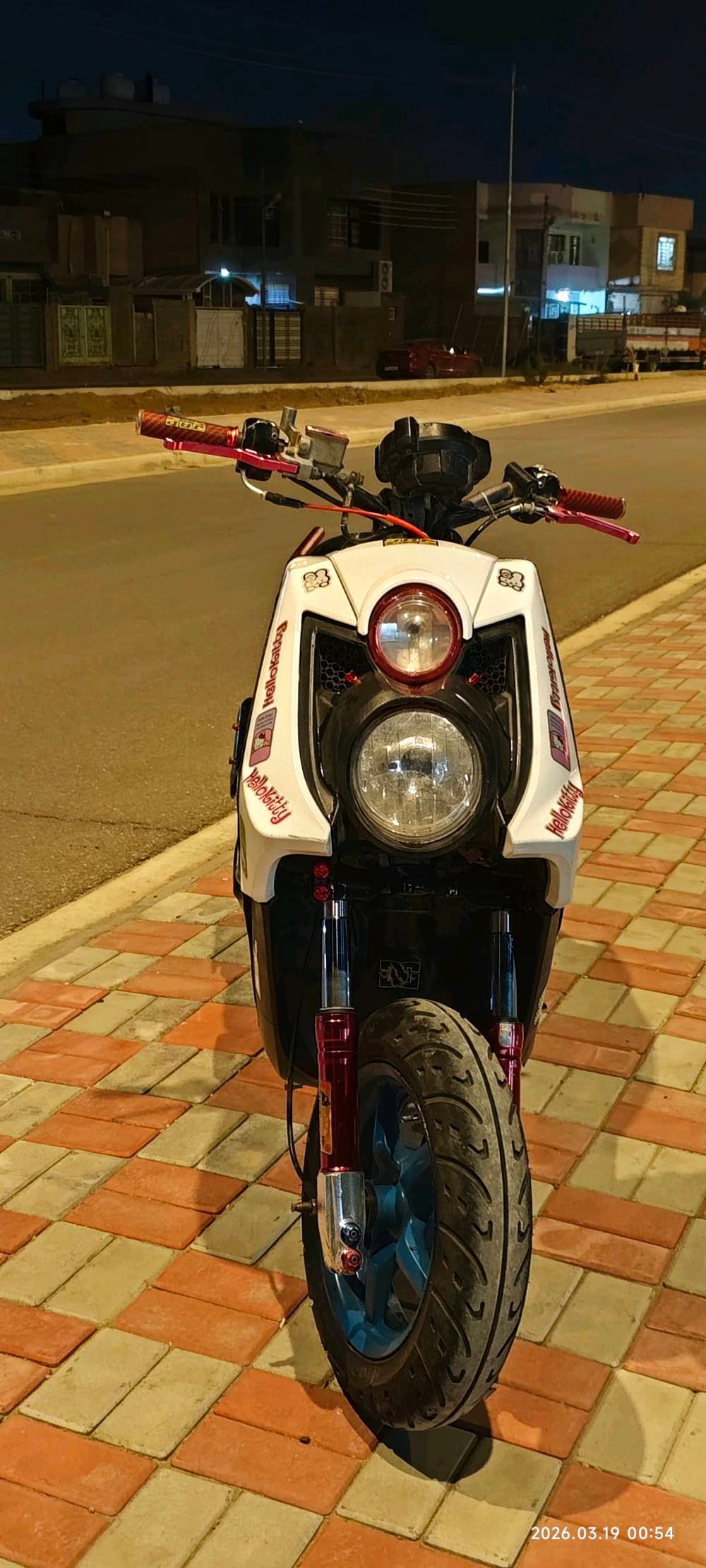 
دراجه سكنس جبلي قفاز كابريتر 
     للبيع 
المواصفات 
1مكينه 58.5 مفتوحه تزويد بوشه فقط يعني 2كابريتر رياضي ازرق
3يدات رياضيه 
4كلجات رياضيه معدل عالي 
5وسكليتر وسيم رياضي جديد
6سبايدر رياضي مشدود 
7كفر براغي احمر مشدود 
8تاير جلاتين خلفي  
9صالنصه رياضي ستيل بوري عدل ام الحساس ب150الف 
10برغي اكسل لون وردي 
11دبلات خلفيه ذهبيه 
12يدات بريك رياضية ورديات 
الدراجه خير من الله بيها ومستخدمه 6 اشهر فقط والدراجه رياضيه ومن اكلك شلعه ومعدل شلعه معدل  
وبيها غراص اني ما شادها مثل الفج الامامي لون مميز كرزي 
وكفرات كامله مختمه بس مشخطات شويه 
والجاملغ الامام موجود للدراجه 
نقصها فقط شوته ولايتات اماميه فقط 
والدراجه سلف واحد بعز البرد 

السعر 800 وبيها مجال 
الرقم *********** وبيه واتساب همين
كربلاء 