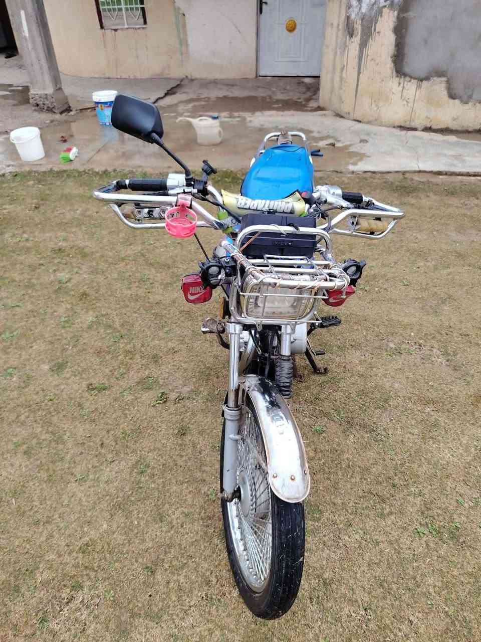 السلام وعليكم تايكر موديل 2020 نضافة فول محرك مو ناقصو شي مو مفتوح  وزن ثقيل السعر 400 وبي مجال  مكلف بلنشرلا تراسلني خاص العنوان الجدعه  اتصل ‏‪***********‬‏
