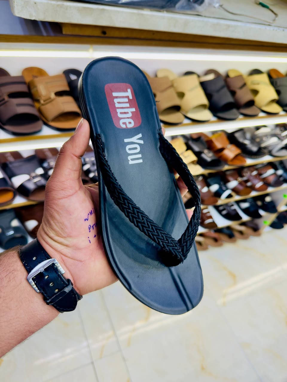 يوتيوب درجة اولى تركي. 
رجالي شبابي سعر الدرزن 20 الف. 
ولادي سعر الدرزن 19 الف. 
🚚 يوجد توصيل لجميع المحافظات. 
يمكنك الاختيار من قناتنا على التليكرام 
https://t.me/thayi99R


**إذا كنت صاحب هذا الإعلان وتريد حذفه لأي سبب، رجاءا أرسل رسالة إلى الدعم الفني**