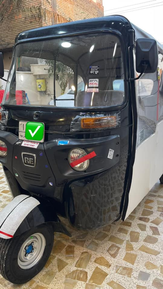 تكتك رقم وسنويه 2022 شهر 8 سنويه إنكليزي تكتك نضيفة وحلوه محرك مكفول لاتنقيص ولا تبخير تكتك نصبتها تخبل تراي زيرو وجاهزة تخم تاير دوشمة تخم سفريات مال كوستر كهربائيات شغاله تكتك مال جناي ربع مذب عليهة 
هاتف   ‭0774 943 2064‬ السعر 6800
