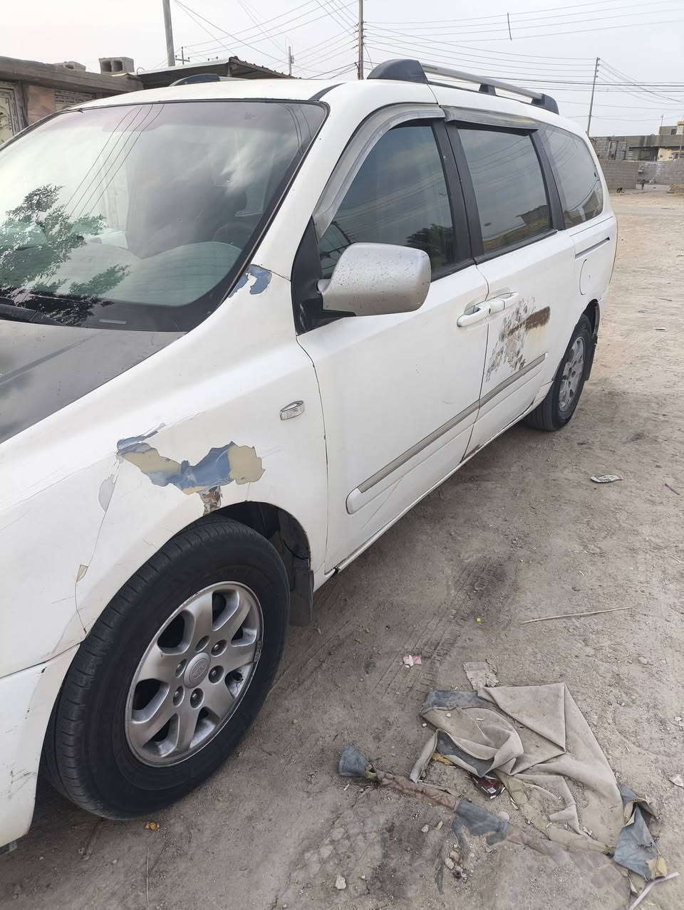 كيا كرنفال ٢٠٠٧ بصرة اجرة خطين غاز وبانزين سنوية منتهية ٢٠٢٢ بيها ضربة جاملغ الخلفي والجاملغ الامامي والبنيد تبديل. سيارة خير من الله حدادية وتبريد نقصها بس صبغ سعر ٩٠ للاستفسار اكثر الاتصال ع رقم ***********
