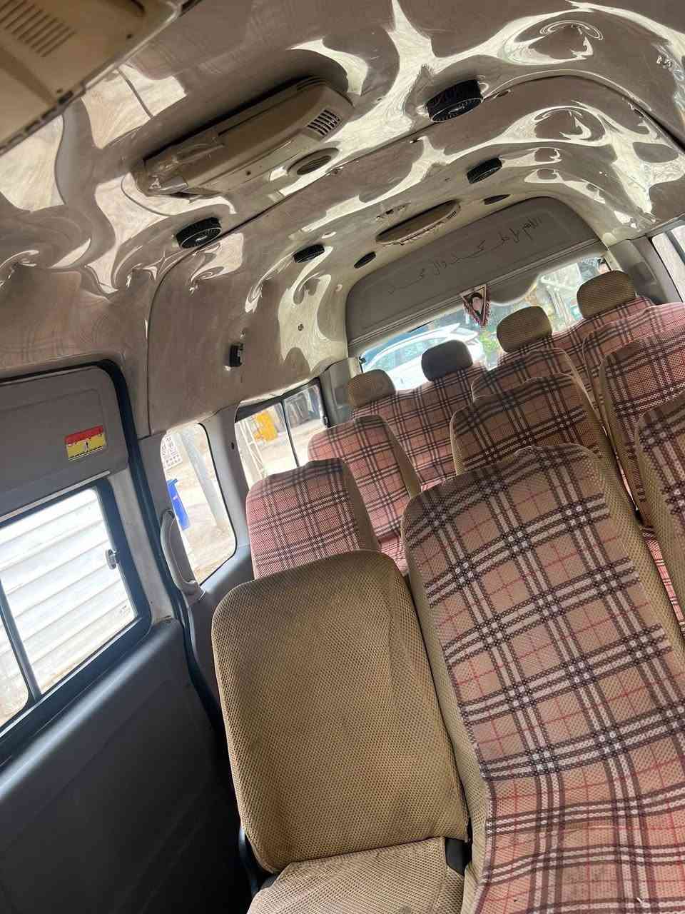 سلام عليكم سيارة جنبي عالي هايكر مديل 14 لبيع مثل ما موضحه في صور سعر  اتصل عل رقم وبيك خير وتدالل مكان سياره  مركز الحله رقم تليفون ***********
